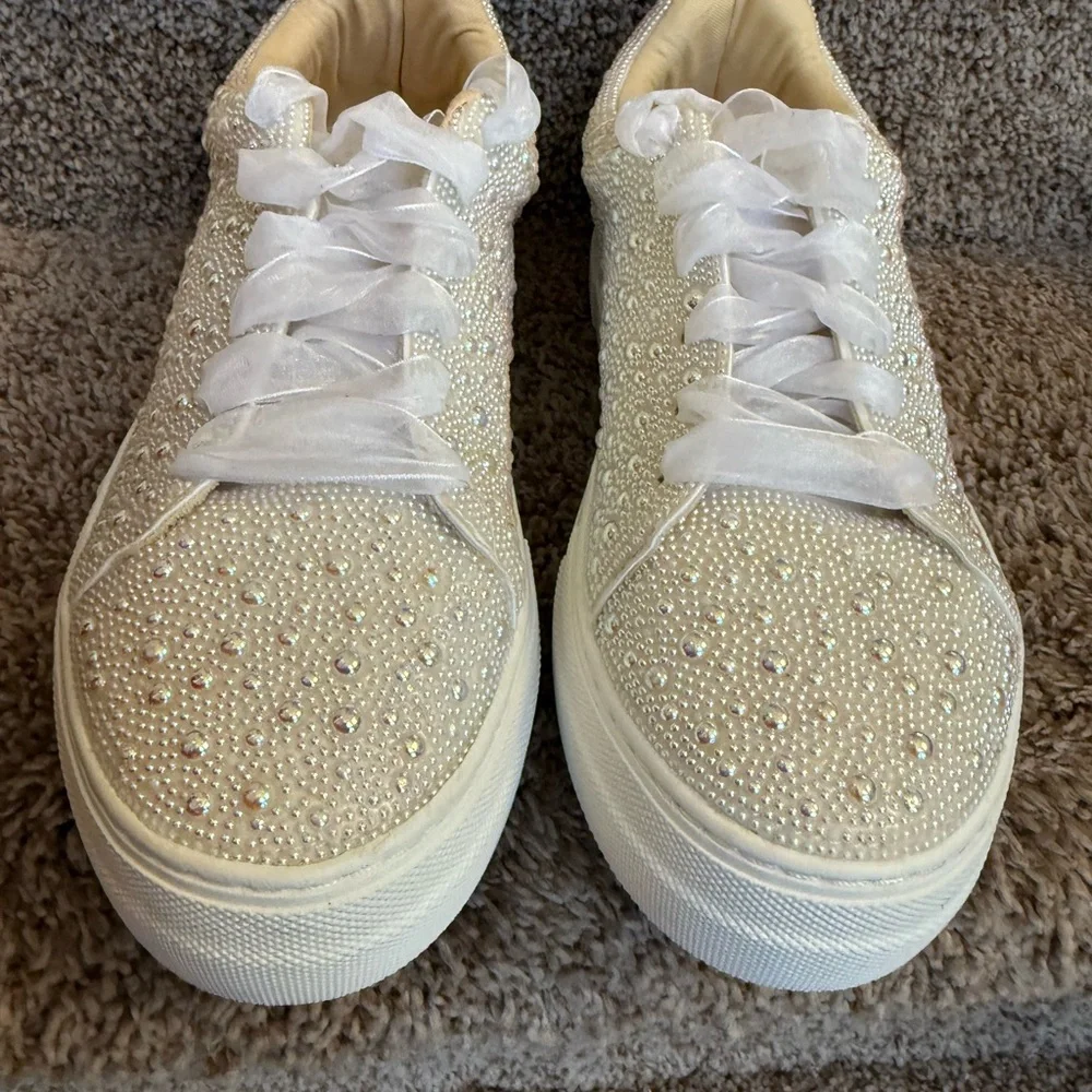 Betsey Johnson Sdny Women’s Cream Beaded Embellished Women's Sneakers - Picture 5 of 14